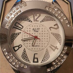 🦋10/$20🦋 Alit Time Silver/White Rhinestone Leather Women's Watch
